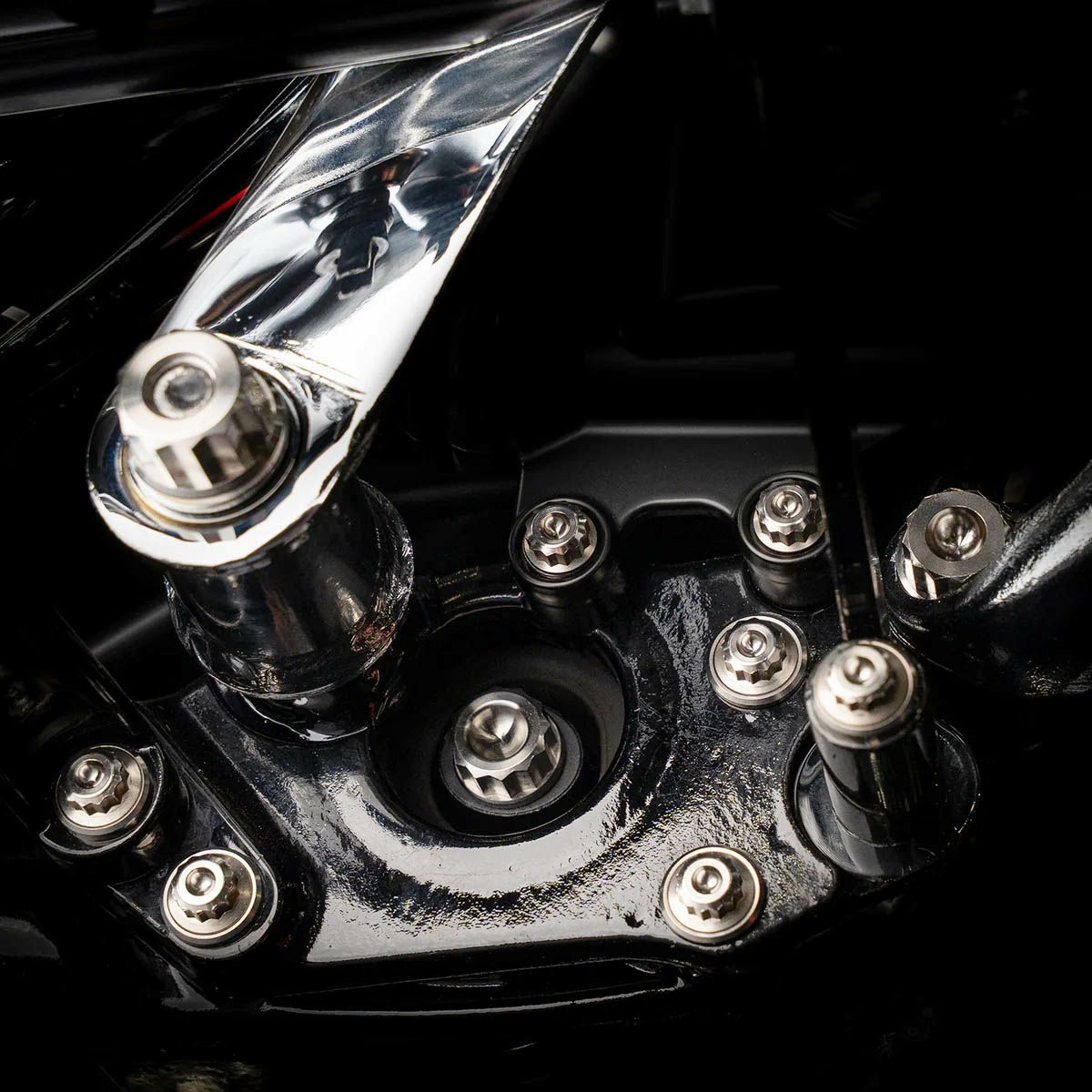 M8 ツーリング エンジンマウント Bitchin ボルトキット シルバー TRASK Performance （トラスク パフォーマンス） 2