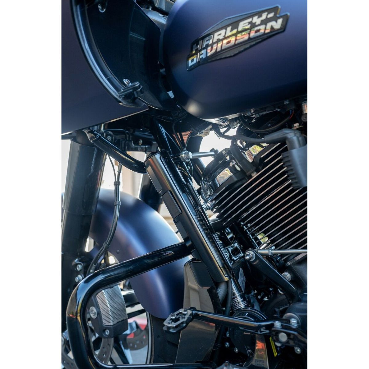 クーラントリザーバーカバー (グロスブラック)1