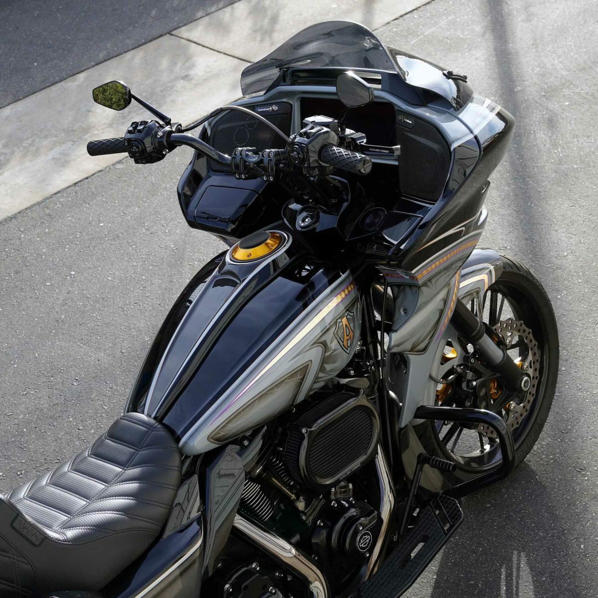 ポップアップ・ガスキャップ (ゴールド)1