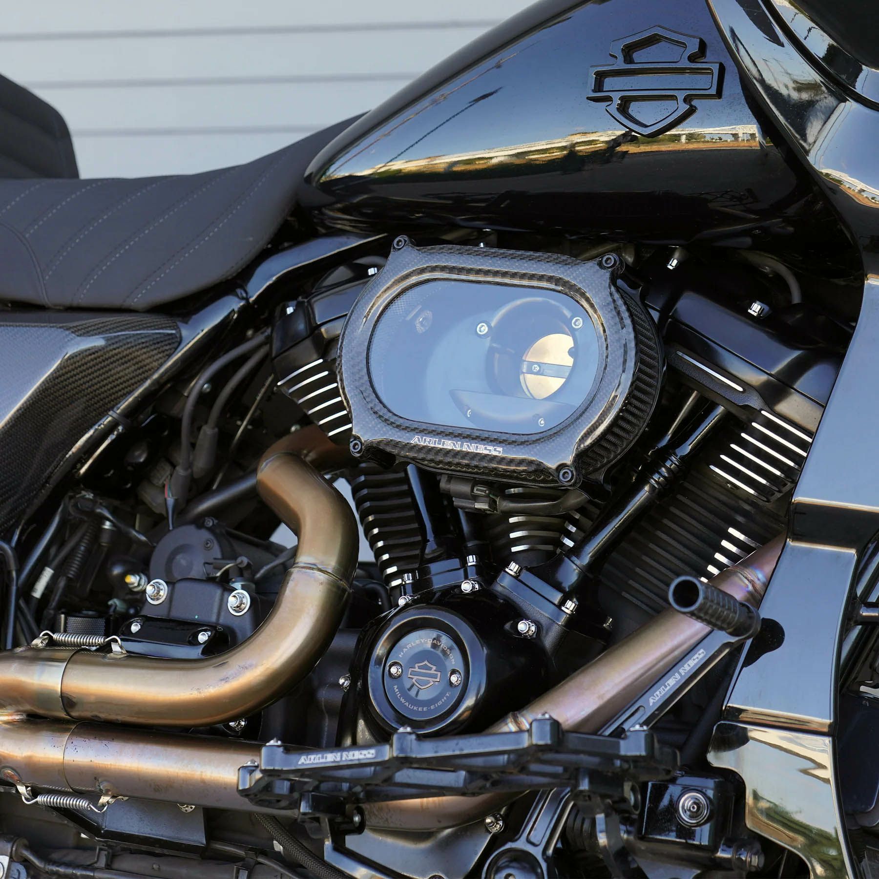 2017～2023 ツーリング、2018～2024 ソフテイル メソッド・オーバルエアクリーナー (カーボンファイバー)1