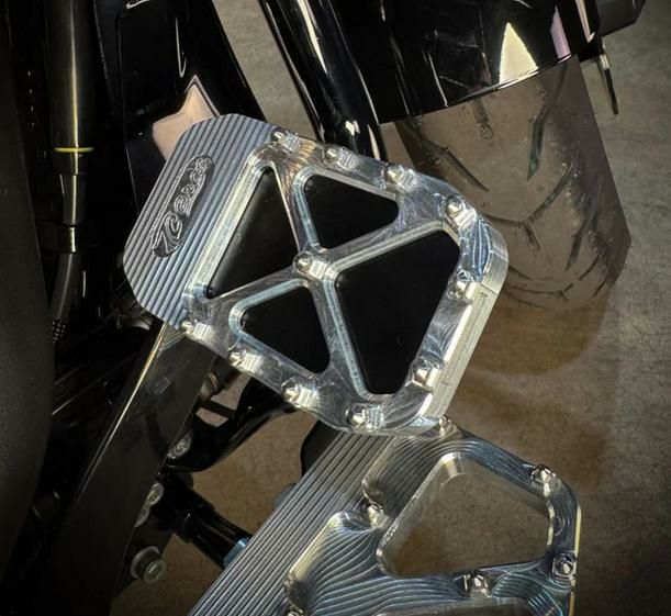 TC Bros バガー プロシリーズ MXブレーキペダル パッド　ロー　1