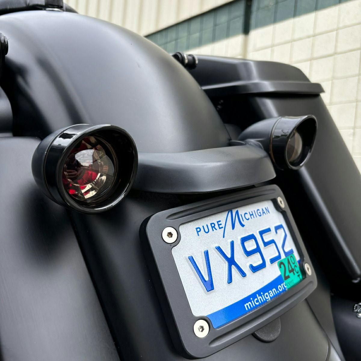 レンズ付バイザースタイル・ウィンカートリムリング (ブラック/スモーク)1