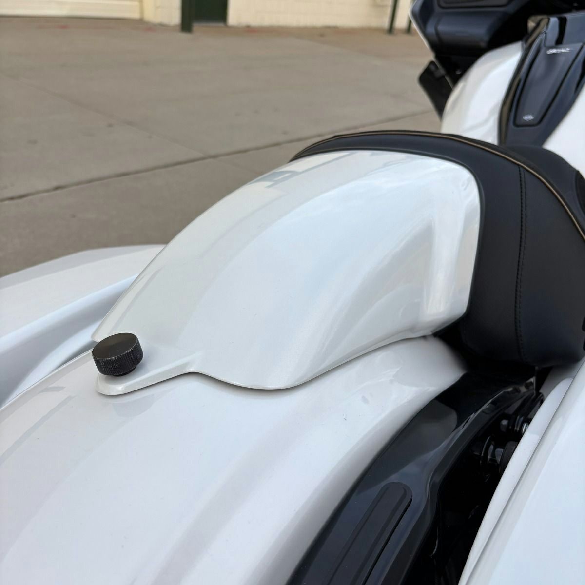 ソロシートカウル (未塗装)