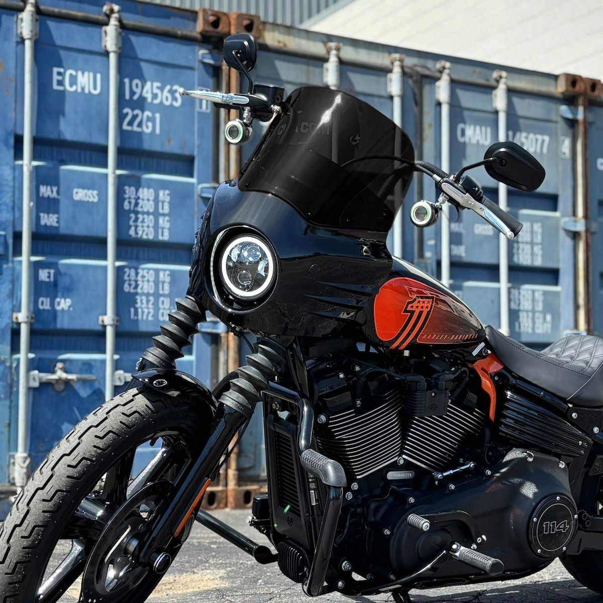 メナース・フェアリング (ビビッドブラック)2