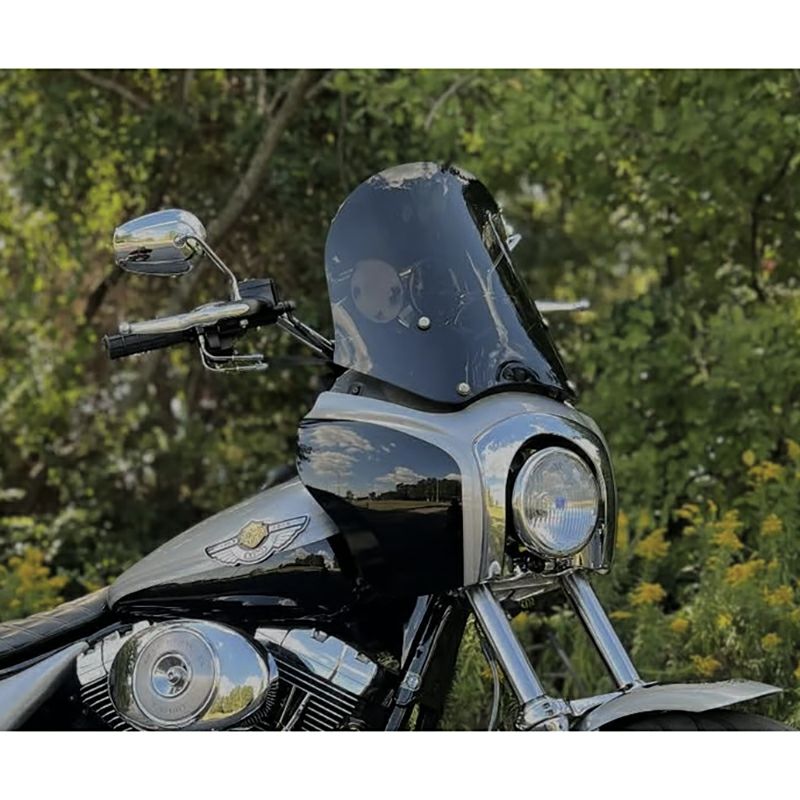 FXDXT Tスポーツ・ウィンドシールド14.5インチ (ダークグレー)2