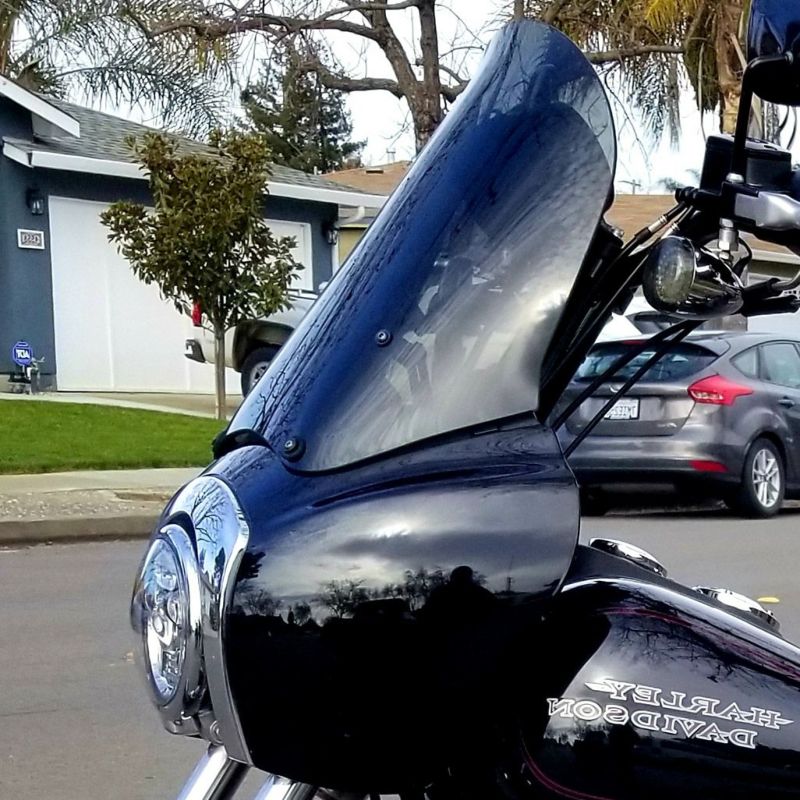 FXDXT Tスポーツ・ウィンドシールド16.5インチ カーブ付 (ダークグレー)