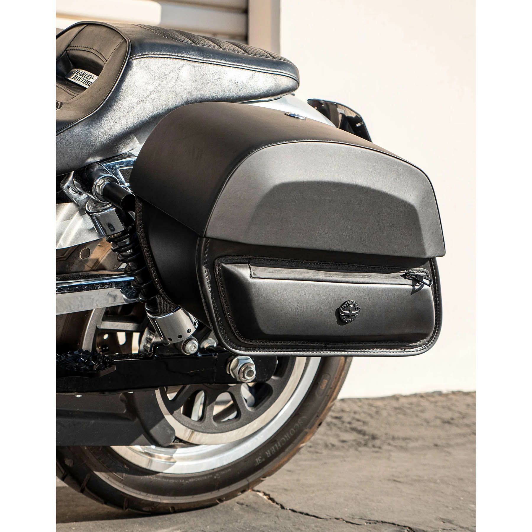 パンテオン クイックマウント サドルバッグ2