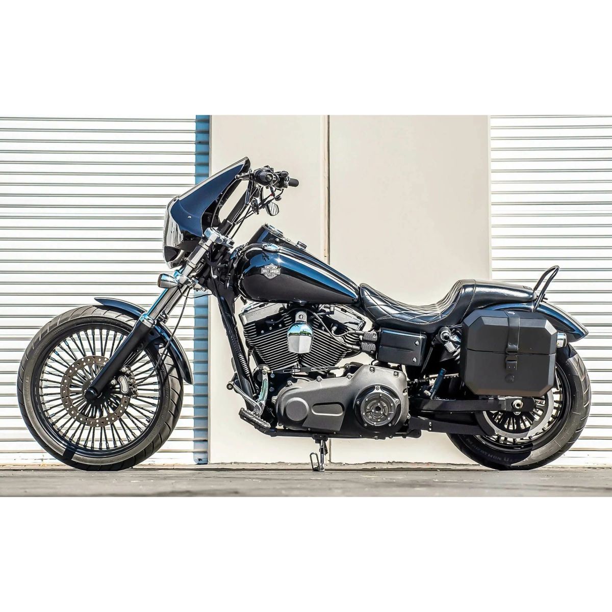 アウトロー クイックマウント サドルバッグ 20L (レザーラップ)1