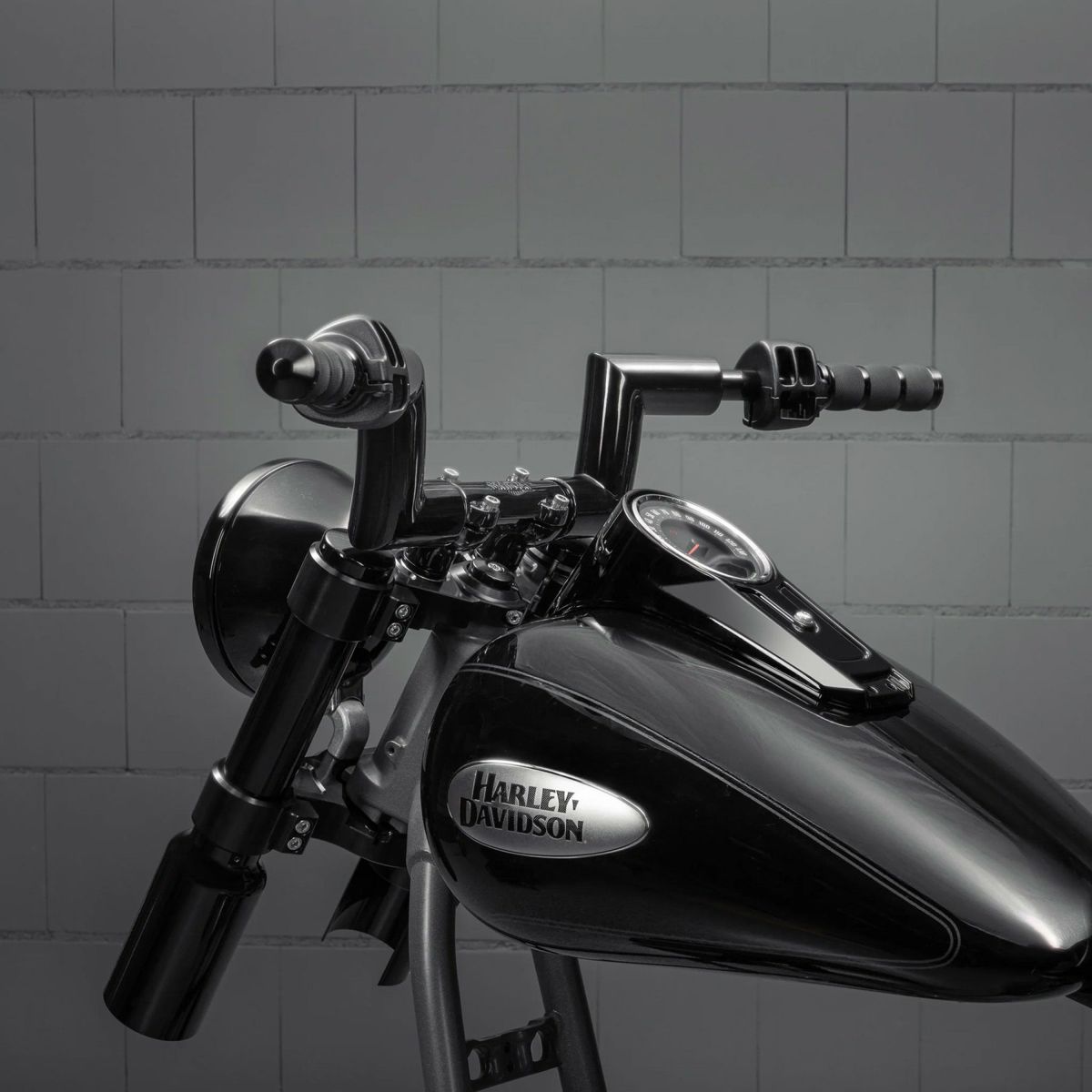 Killer Bull 配線済みハンドルバー 4インチ (ブラック)