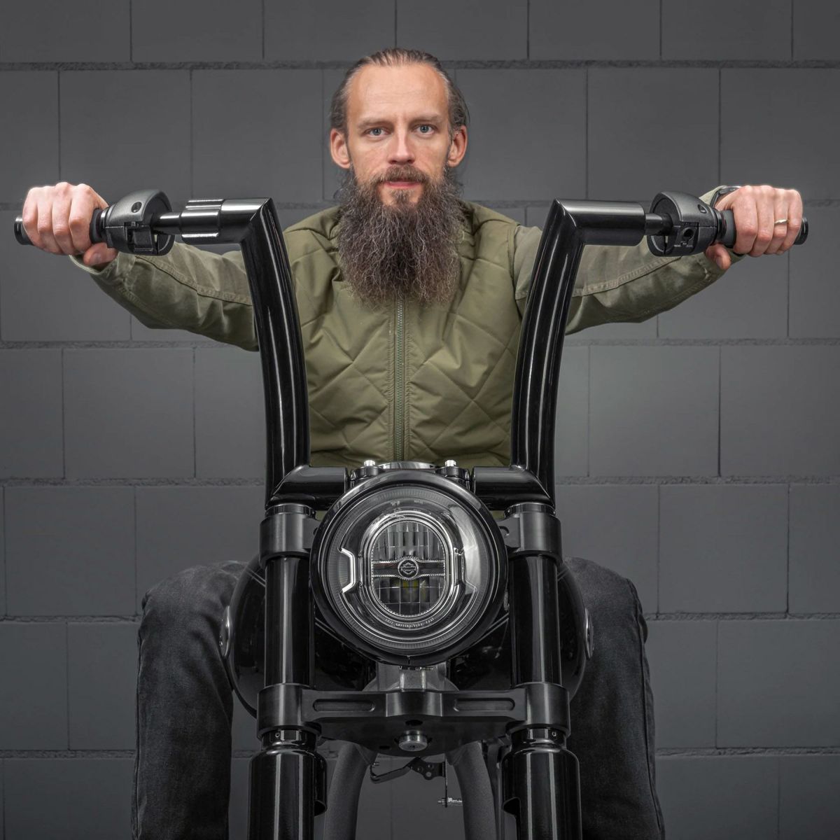  Killer Bull 配線済みハンドルバー 12インチ (ブラック) 1インチ径クランプ3