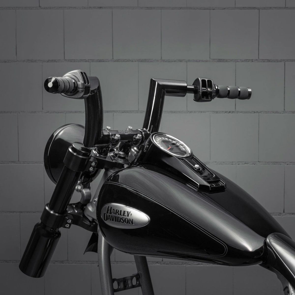 Monarch 配線済みハンドルバー 6インチ (ブラック) 1インチ径クランプ2