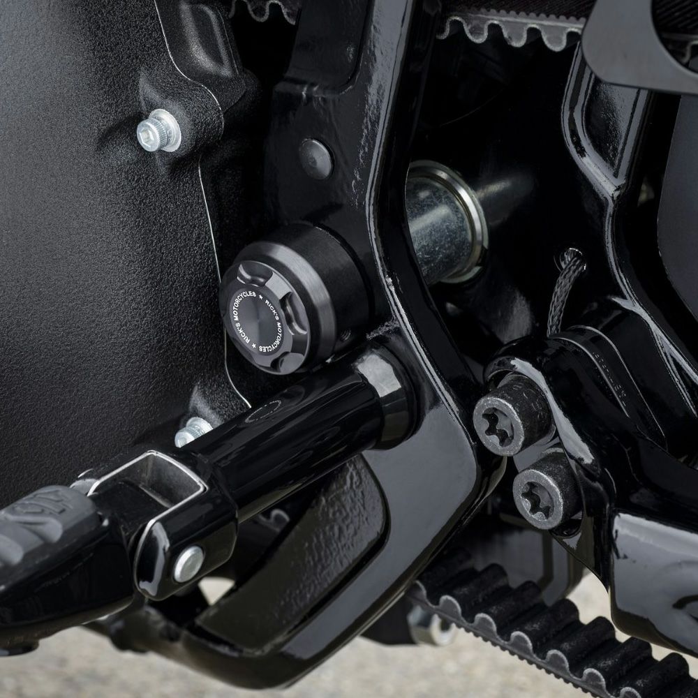 アクスルカバー｜ハーレーカスタムパーツ専門店