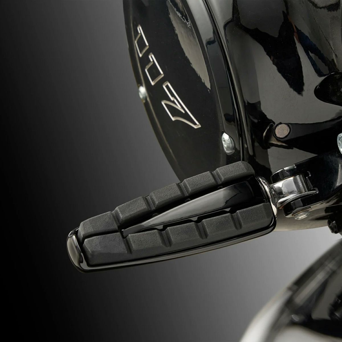 シケイン・ハーレーフットペグ (ブラック）