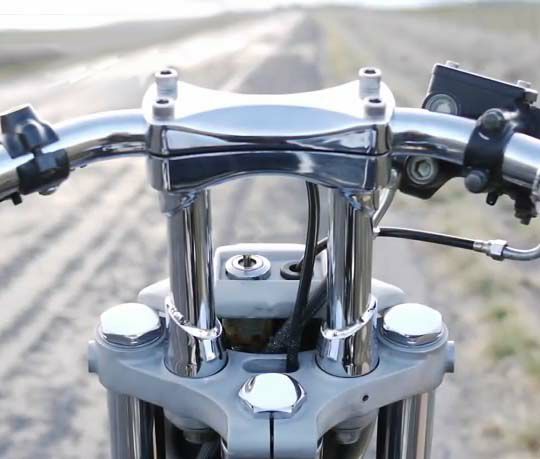 ハーレー 1インチ Biltwell プルバックライザー ハンドル セット