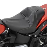 SaddleMen　Dominator ソロシート　ゲル入り ソフテイル2007～2017 FLSTF/B、2006～2010 FXST