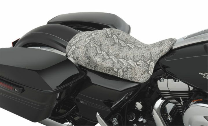 Drag Specialties　ロープロファイル　ソロシート　フォワードポジション　Python-01