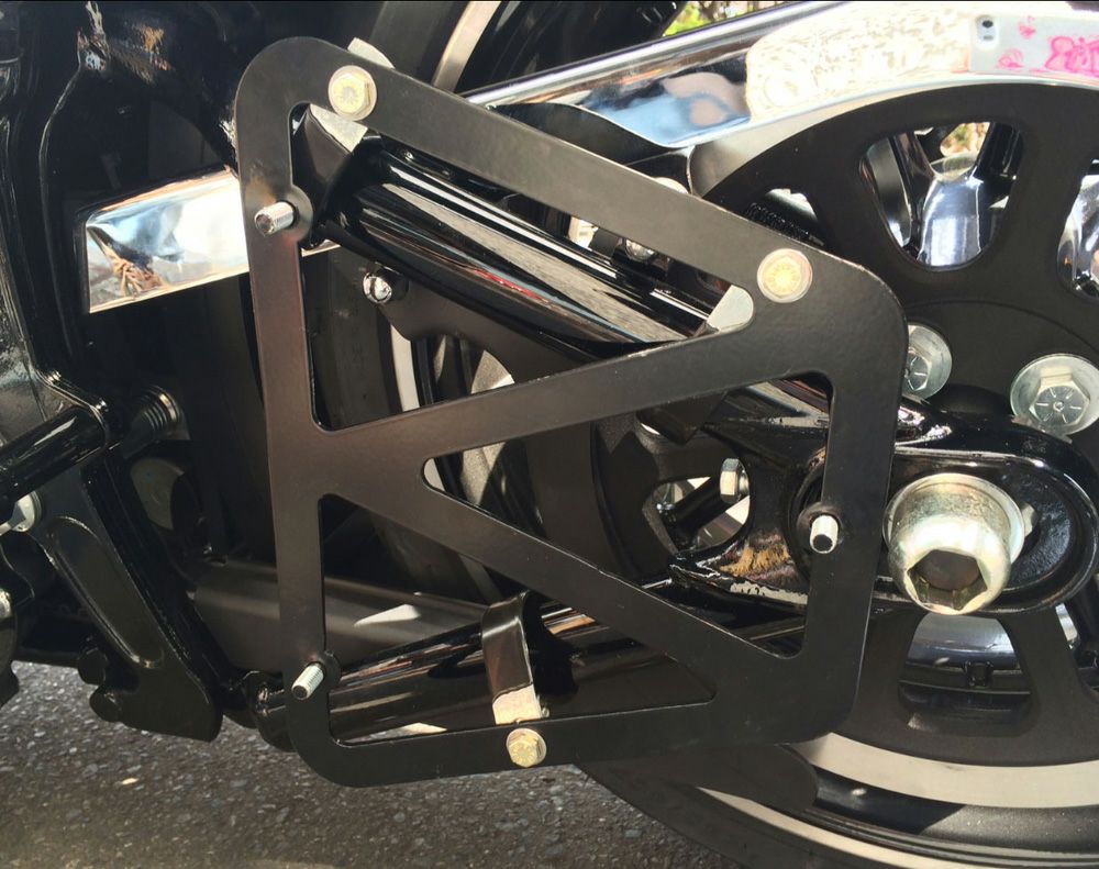 La Rosa Design スイングアームバッグ（本革）ブラウンアリゲーターエンボス　ツールホルダー＆工具付-02