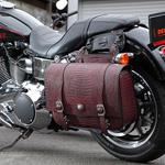 デグナー　クロコダイル エンボス加工 レザーサドルバッグ　レッド