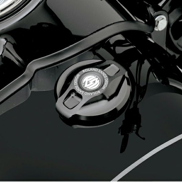 ローランドサンズ・デザイン(RSD)ビレット・アルミニウム・ガスキャップ　カフェ ブラック-01