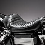 Le Pera (ラペラ)  Pleated Stitch STUBS CAFE SEAT