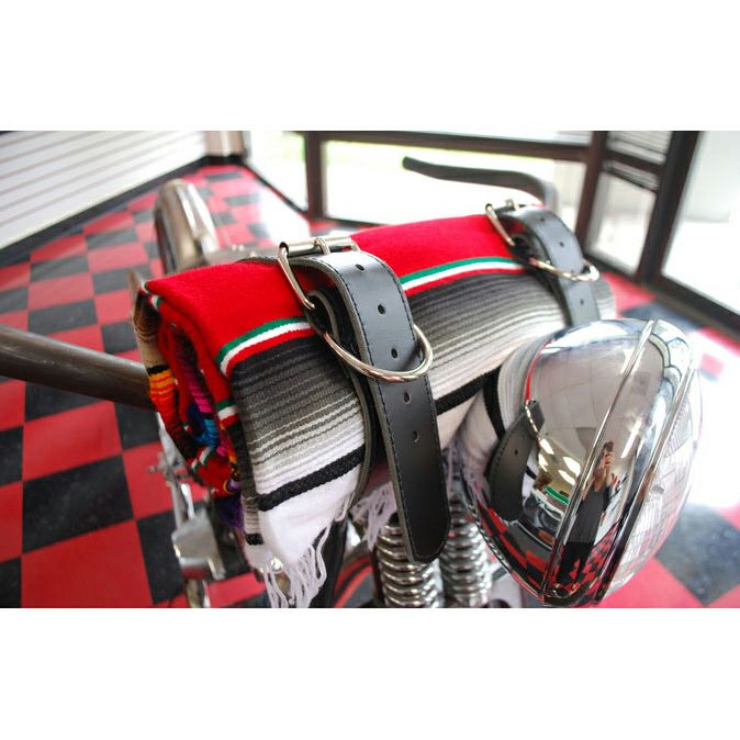 La Rosa Design　ロールアップ・ブランケット with 本革ストラップ-02