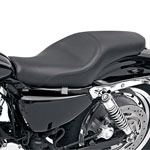 【SALE】SaddleMen プロツアーシート スポーツスター 4.5GALタンク用
