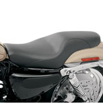SaddleMen プロファイラーシート スポーツスター 4.5GALタンク用