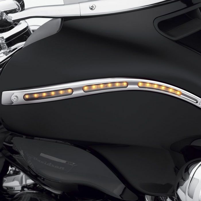 Electra Glo イルミネーテッド フェアリング アクセントトリム　クローム-02