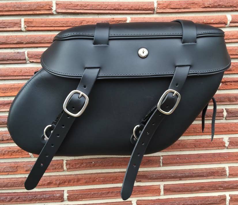 LEATHER PROS 本革デタッチャブル・サドルバッグ　ダイナ用（左右セット）-01