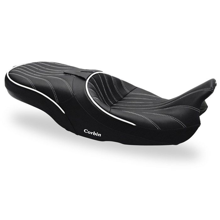 コルビン デュアル・ツアーサドル ホワイトステッチ 14～18 FLHTCU、FLHTK、FLTRU-01