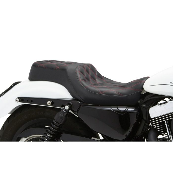 コルビン Widowmaker デュアルシート スポーツスター 4.5ガロンタンク車用-01