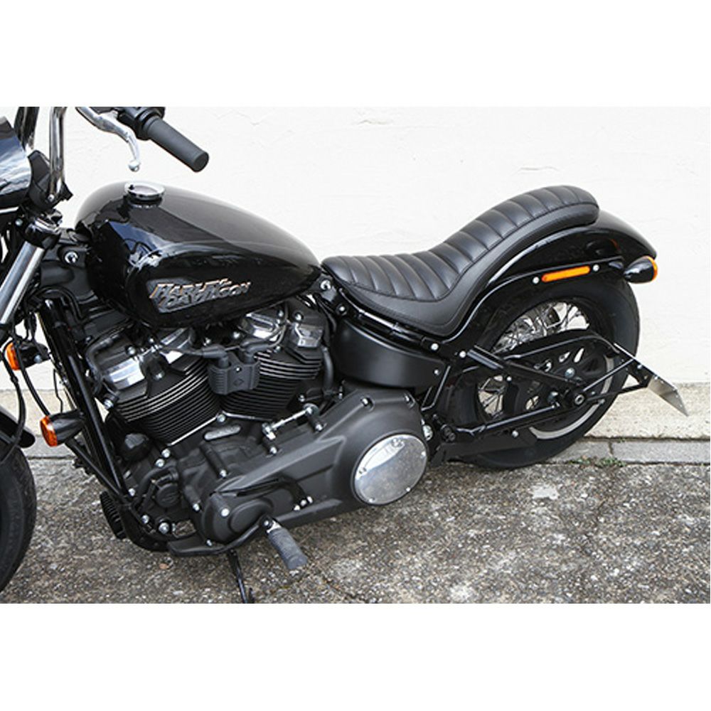 イージーライダース　パイソンコブラシート ホワイトステッチ-01