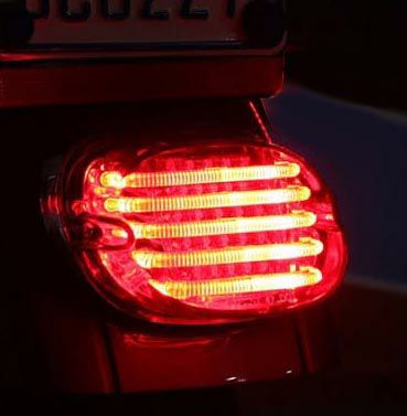 カスタムダイナミクス (Custom Dynamics) PROBEAM ロープロファイル・LEDテールライト 上ナンバー用 レッド