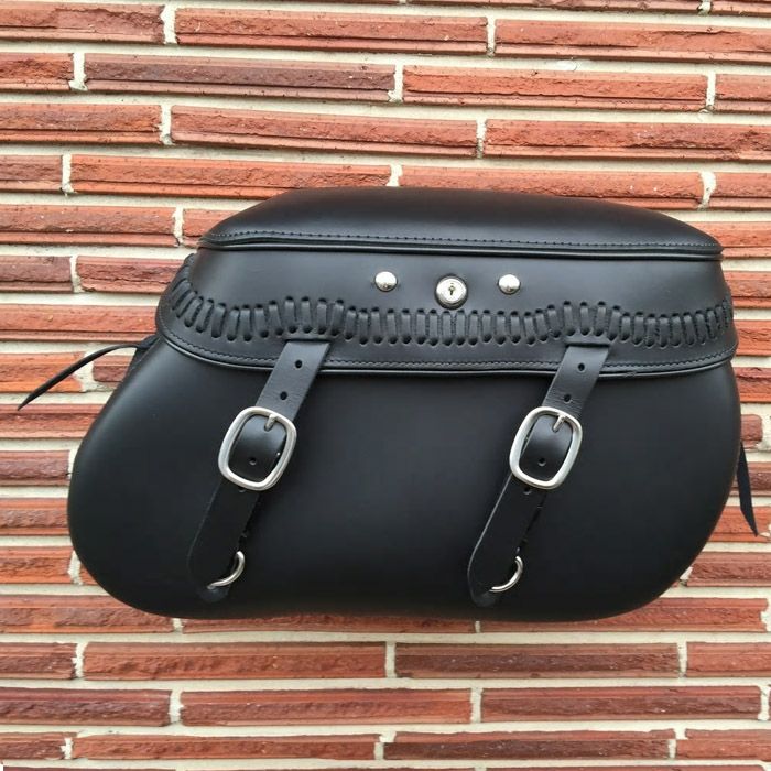 Leather Pros 本革デタッチャブル・ラージ・サドルバッグ（左右セット） レース・スタッド付　1984～2017 ソフテイル-01