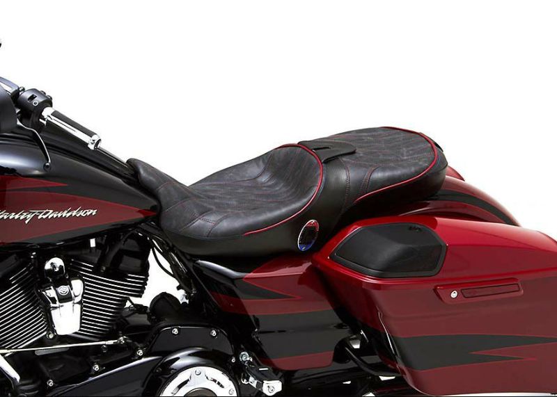 サドルマン 電熱ヒーテッドロードソファシート バックレスト付 サドルマン 電熱ヒーテッドロードソファシート バックレスト付