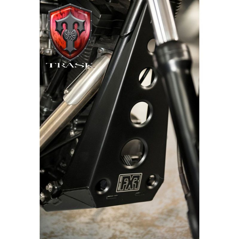 TRASK　ASSAULT　アーマー・スキッドプレート　FXR-01