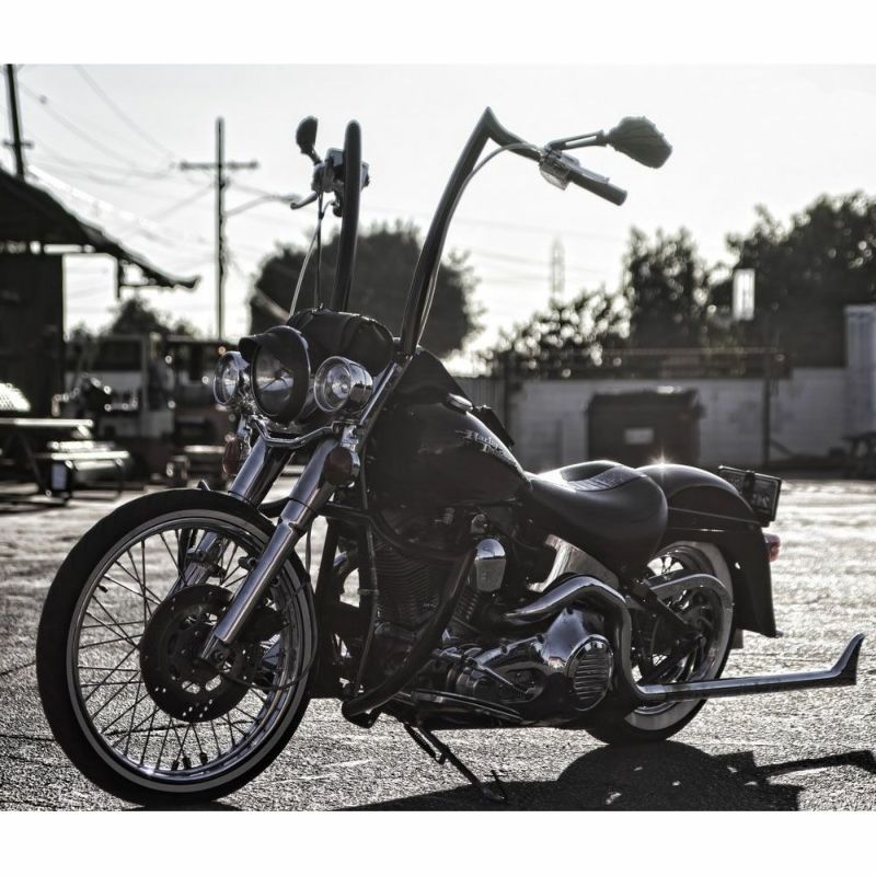 Factory47 シールド エンジンガード ソフテイル用 グロスブラック-01