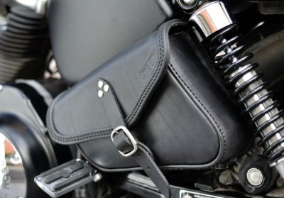 エンズクオイオ　マンボ　SPORTSTER用サイドバッグ　ブラック　左用