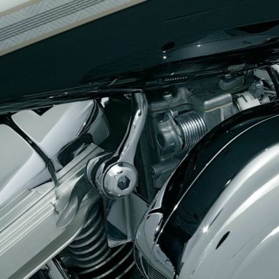 Kuryakyn ロングレッグ ブリーザーキット クローム