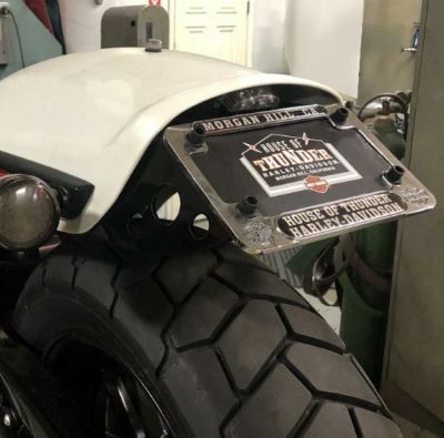 BUNG KING　FAT BOB ライセンスプレート リロケーションキット