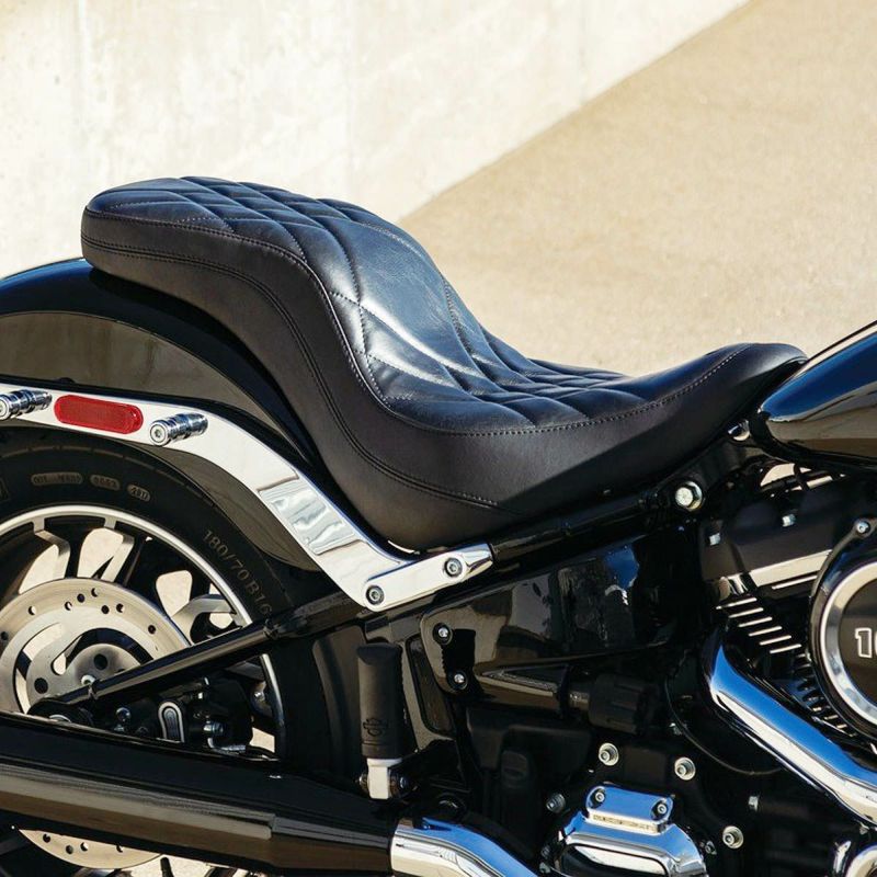Mustang　デイトリッパー・シート　ハーレー　ツーリング　シート Mustang DayTripper シート FXLR＆FLSB |ハーレーパーツ専門店