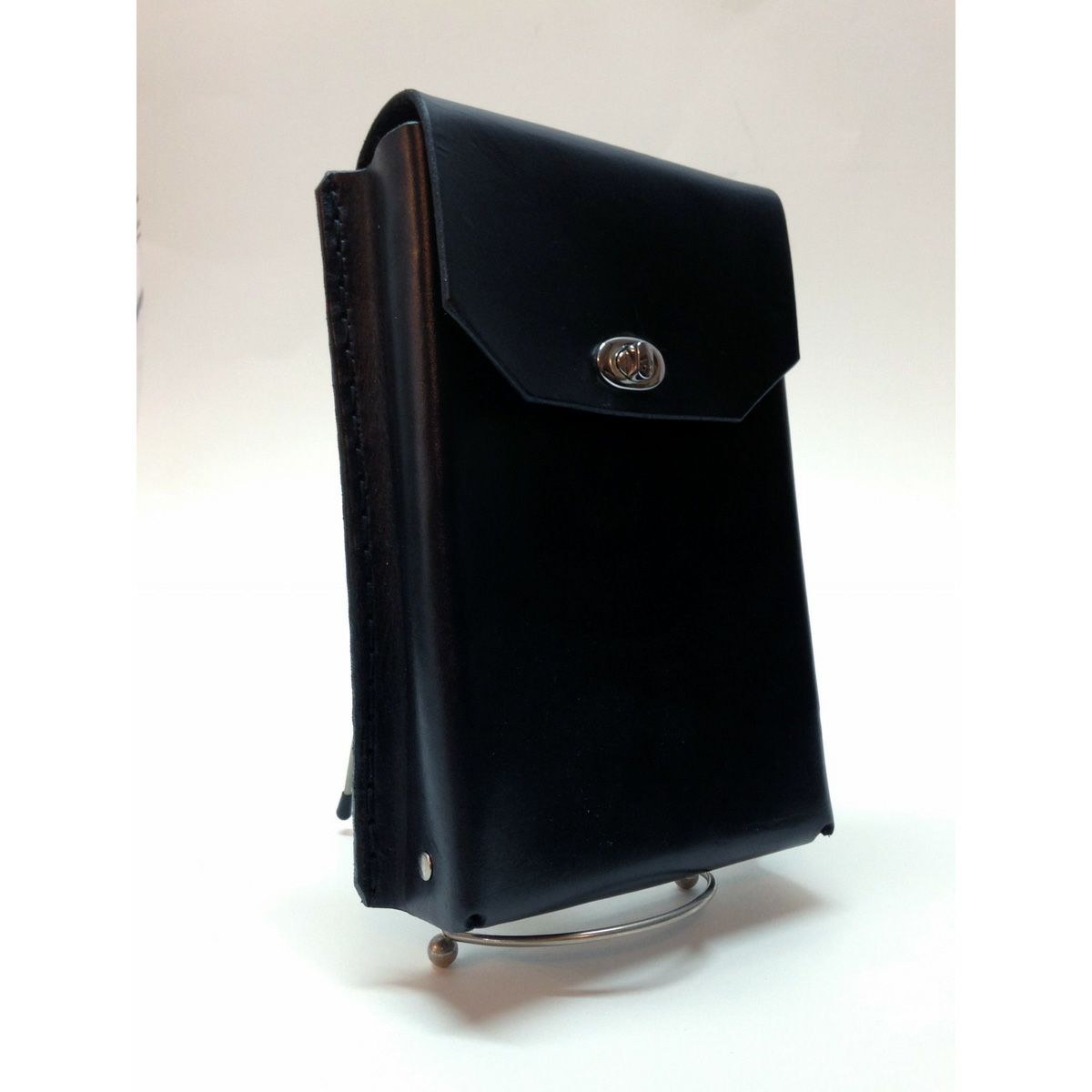 Lucky Daves　Red Beard Leather スリム本革Tバーバッグ　ブラック-02