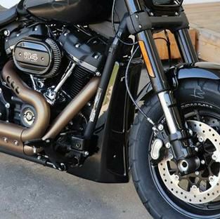 Cult Werk カスタムスポイラー M8ソフテイル　未塗装