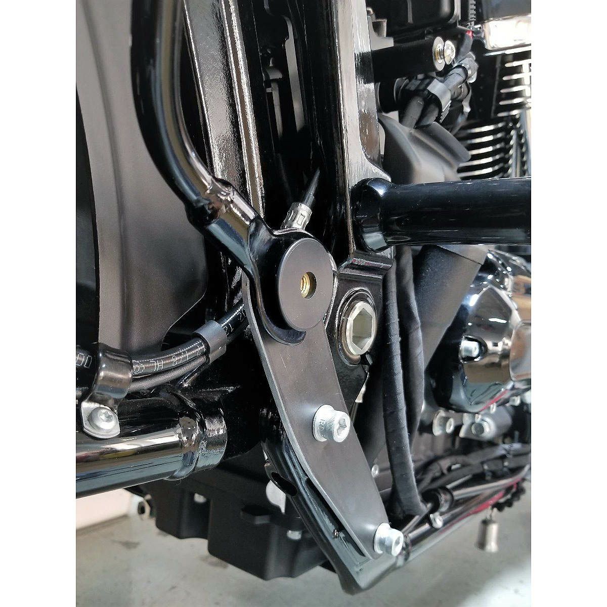 スーパートラップ M8ソフテイル サドルバッグサポート・マウントキット-05