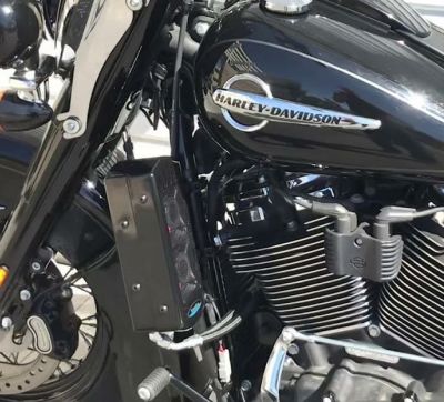 ULTRA COOL フレームマウント・オイルクーラーキット M8ソフテイル ブラック