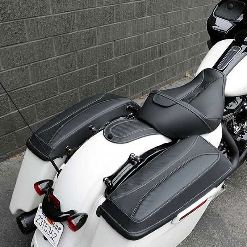 サドルマン（SADDLEMEN）製ハーレーダビッドソン・シート