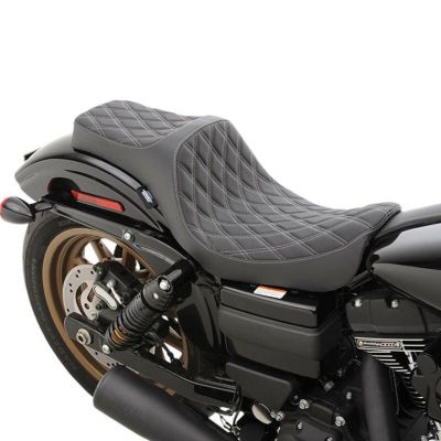 【SALE】DragSpecialties PREDATOR Ⅲ シート　ダブルダイアモンド　シルバーステッチ