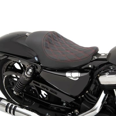 ドラッグスペシャリティーズ 3/4ソロシート ダブルダイヤモンドステッチ レッド　スポーツスター