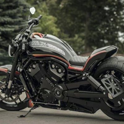 Killer Custom V-ROD モノコック・ボディーキット
