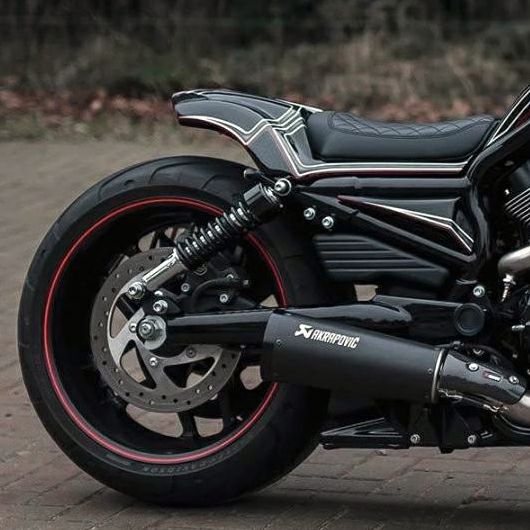 Killer Custom V-ROD ファインダイアモンド・ソロシート (スネーク・リヤフェンダー用)-05